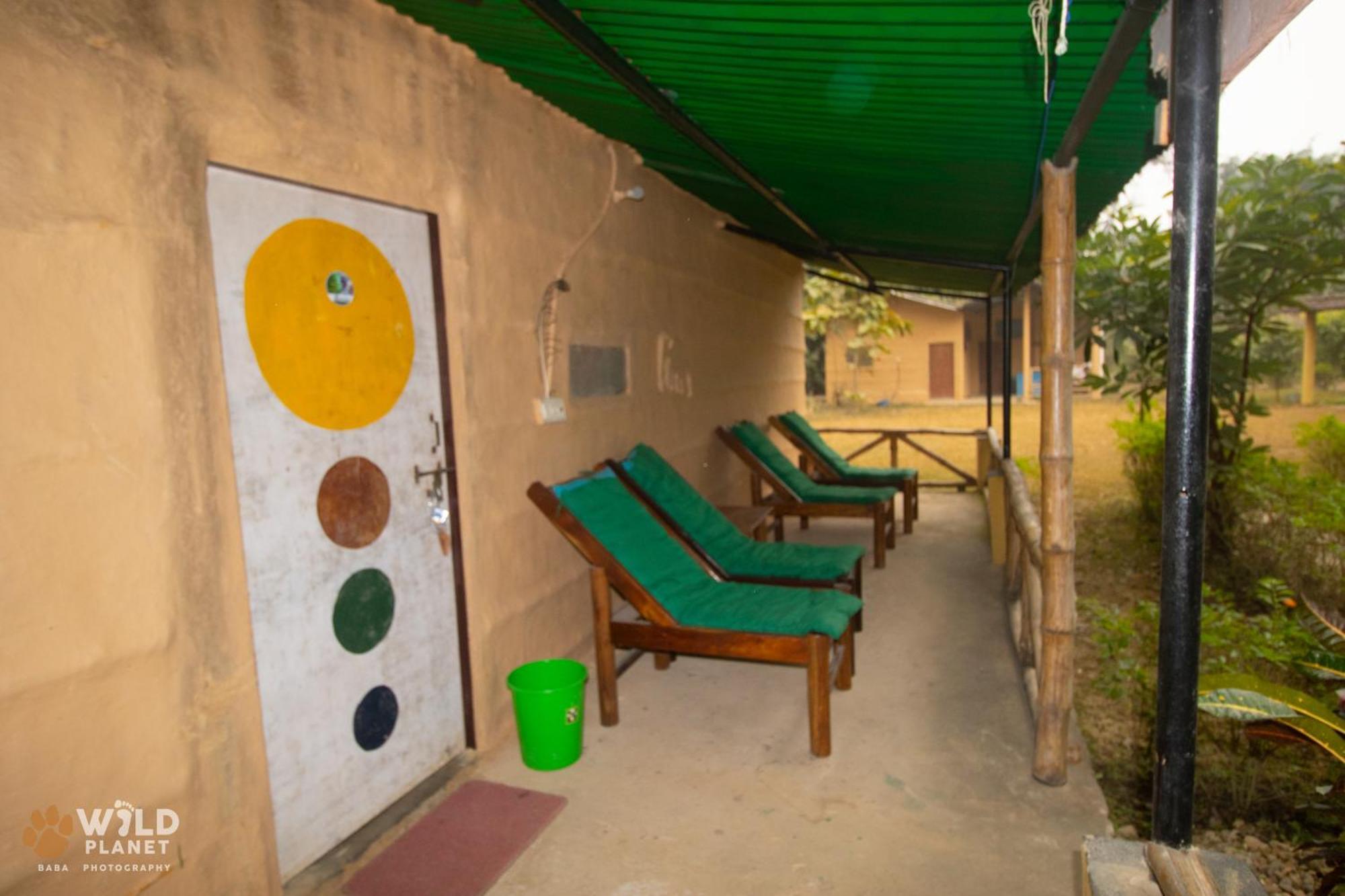 Wild Planet Eco Retreat Hotel Bardiya Exterior photo