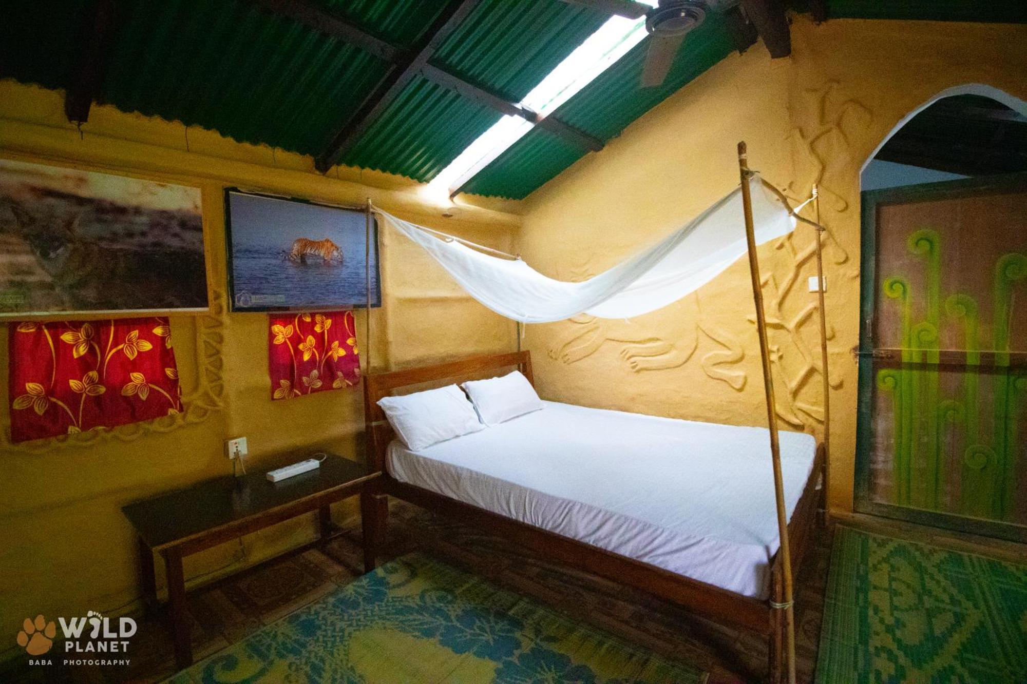 Wild Planet Eco Retreat Hotel Bardiya Exterior photo
