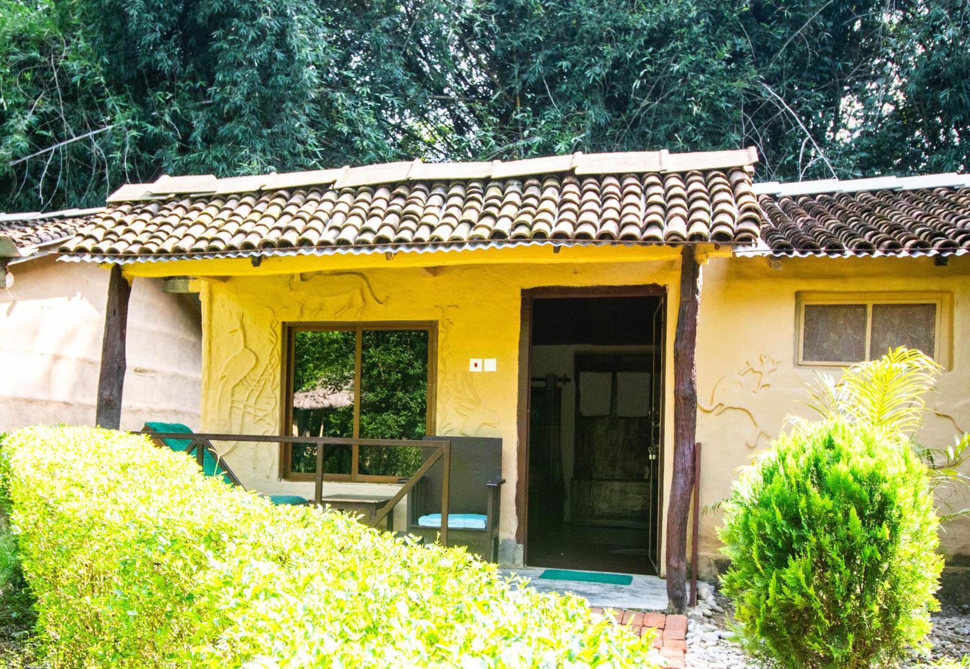 Wild Planet Eco Retreat Hotel Bardiya Exterior photo
