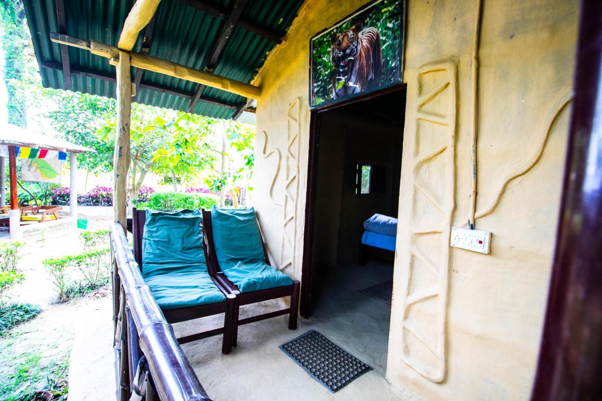 Wild Planet Eco Retreat Hotel Bardiya Exterior photo